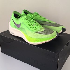 Nike ZoomX Vaporfly Next% 11.5 M Electric Green